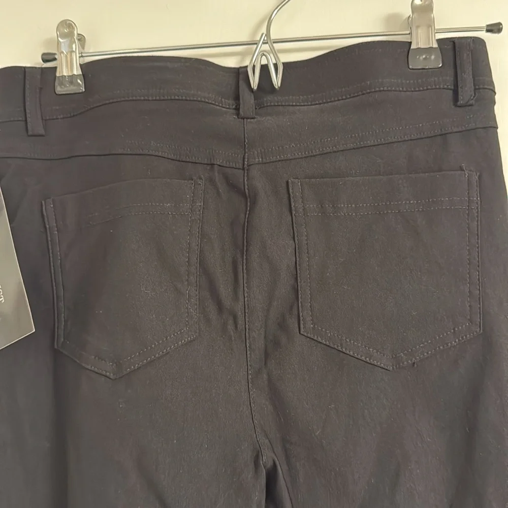 Black Capri Pants with Comfort Waist - Picture 5 of 5